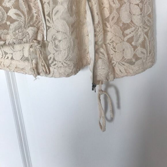 Cream lace zip up size small with hood - Picture 2 of 3